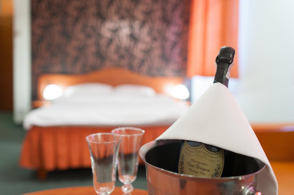 Hotel Relax Murowana Goślina Cameră foto